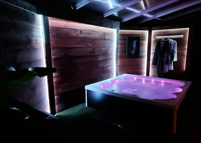 Aux Portes De L'ocean